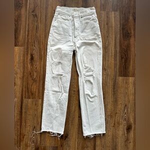 Madewell white distressed Perfect Vintage straight Jean in size 24